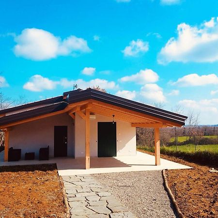 La Casa Nel Bosco Hotel Borzano Bagian luar foto